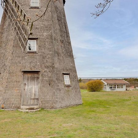 Unikt Boende I En Oelaendsk Kvarn Villa Färjestaden Buitenkant foto